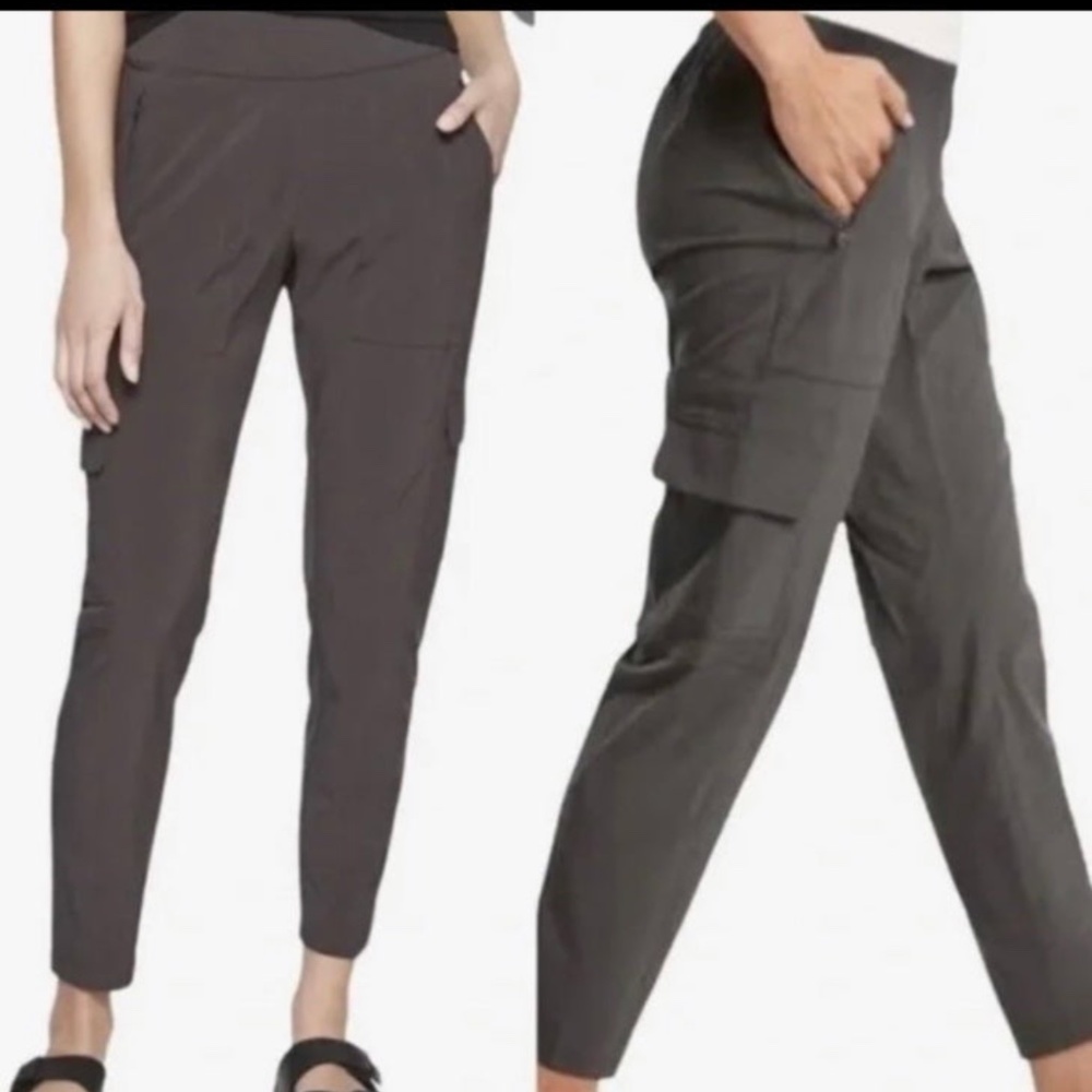 Athleta Chelsea Cargo Pants Dark Onyx